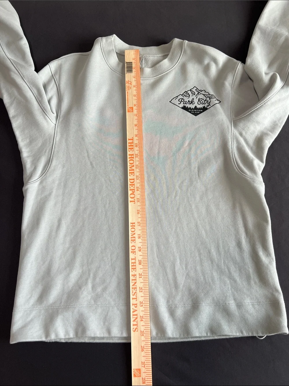 lululemon athletica Light Gray Crewneck Sweatshirt with Chest Logo